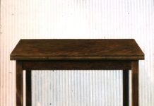 1972 Tafel, voor gestreept behang